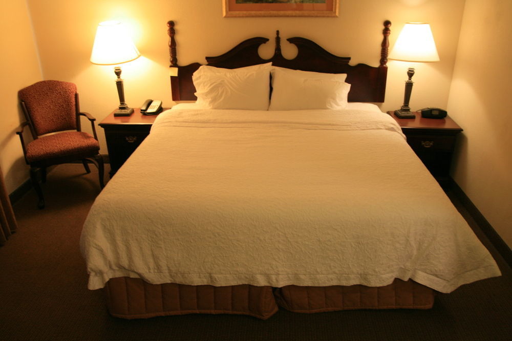Hampton Inn By Hilton Fort Smith Exterior photo
