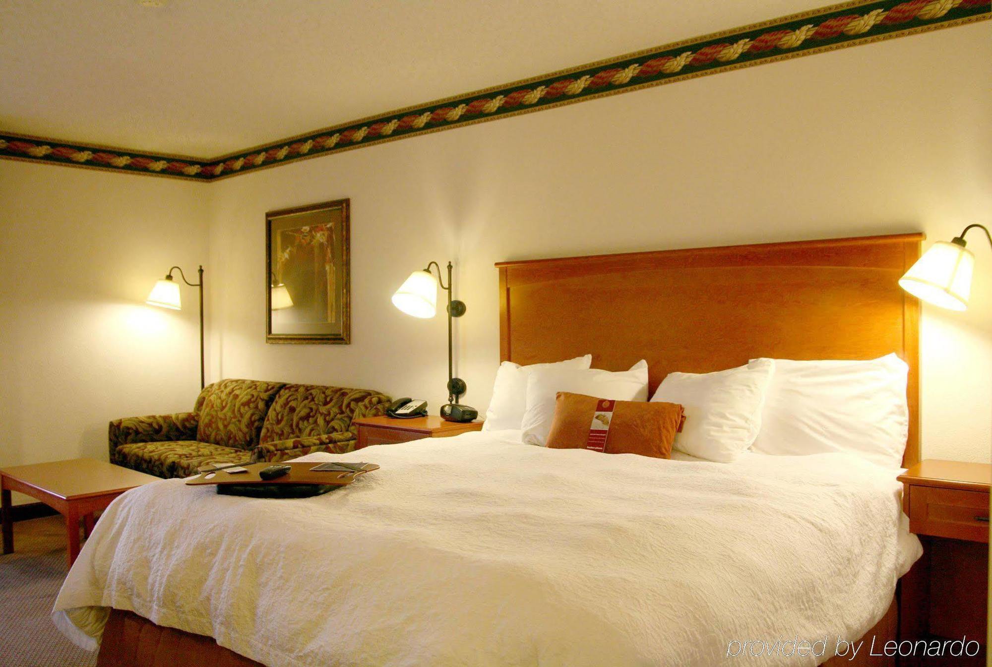 Hampton Inn By Hilton Fort Smith Room photo