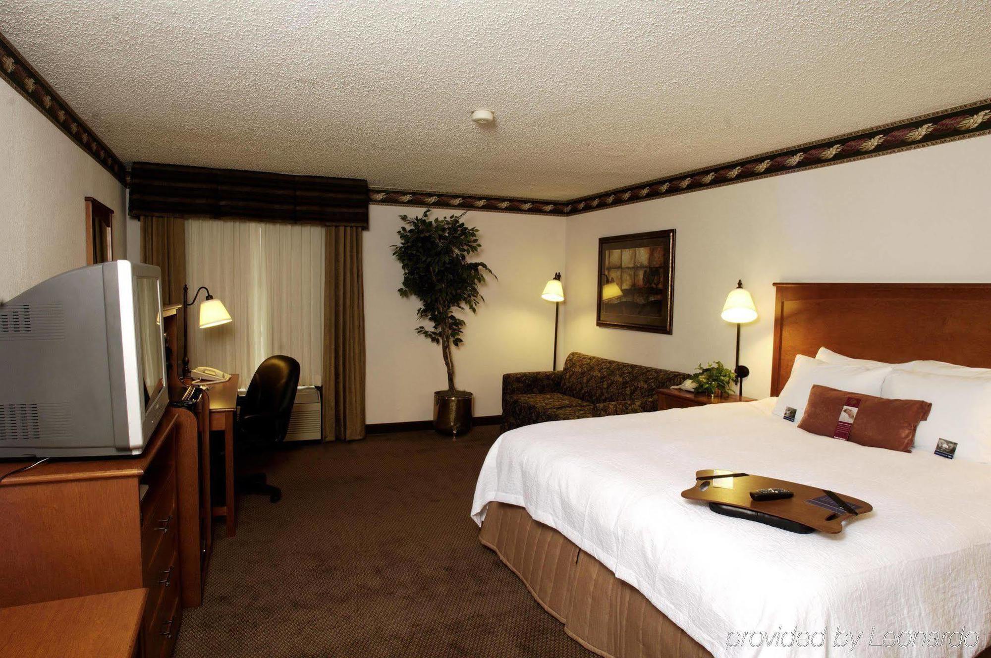 Hampton Inn By Hilton Fort Smith Room photo